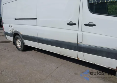 2011 Mercedes-Benz Sprinter 2500 High Roof from USA, damaged, VIN WD3PE8CB3B5605335